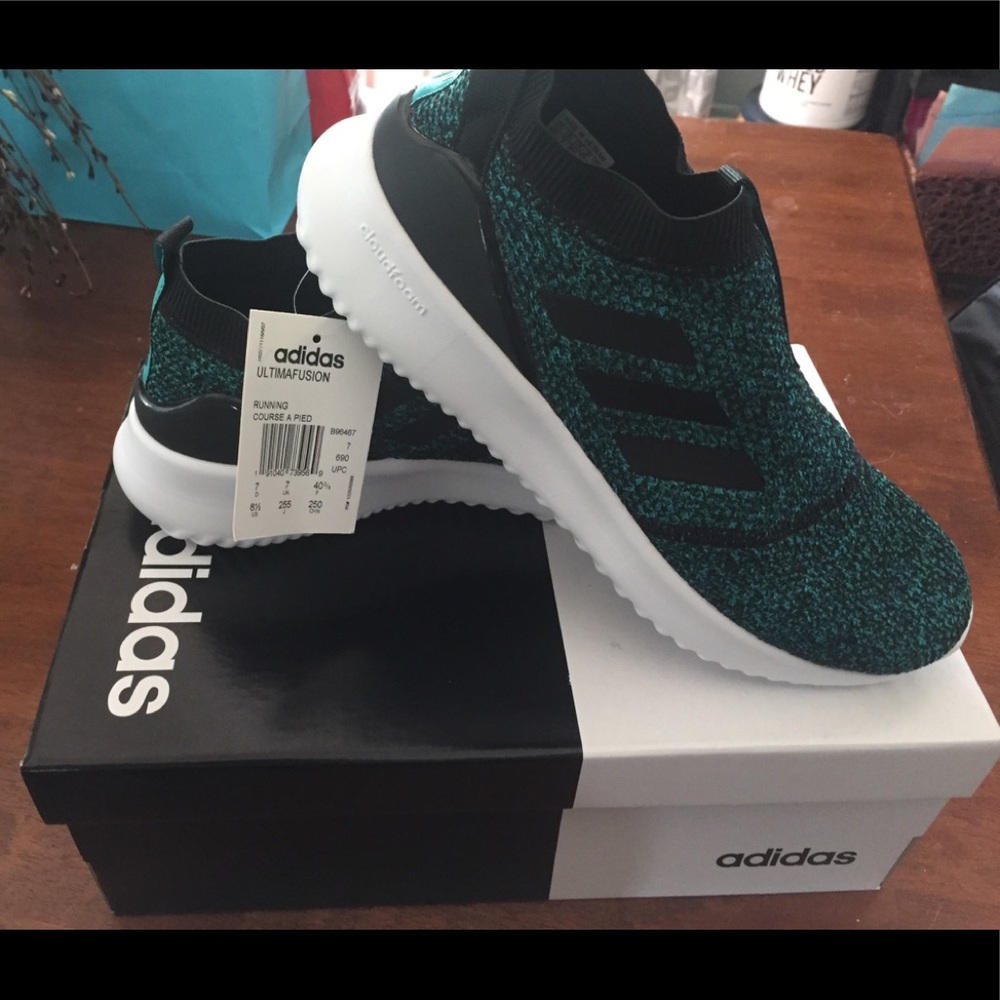 Women’s Adidas Ultimafusion Running shoe